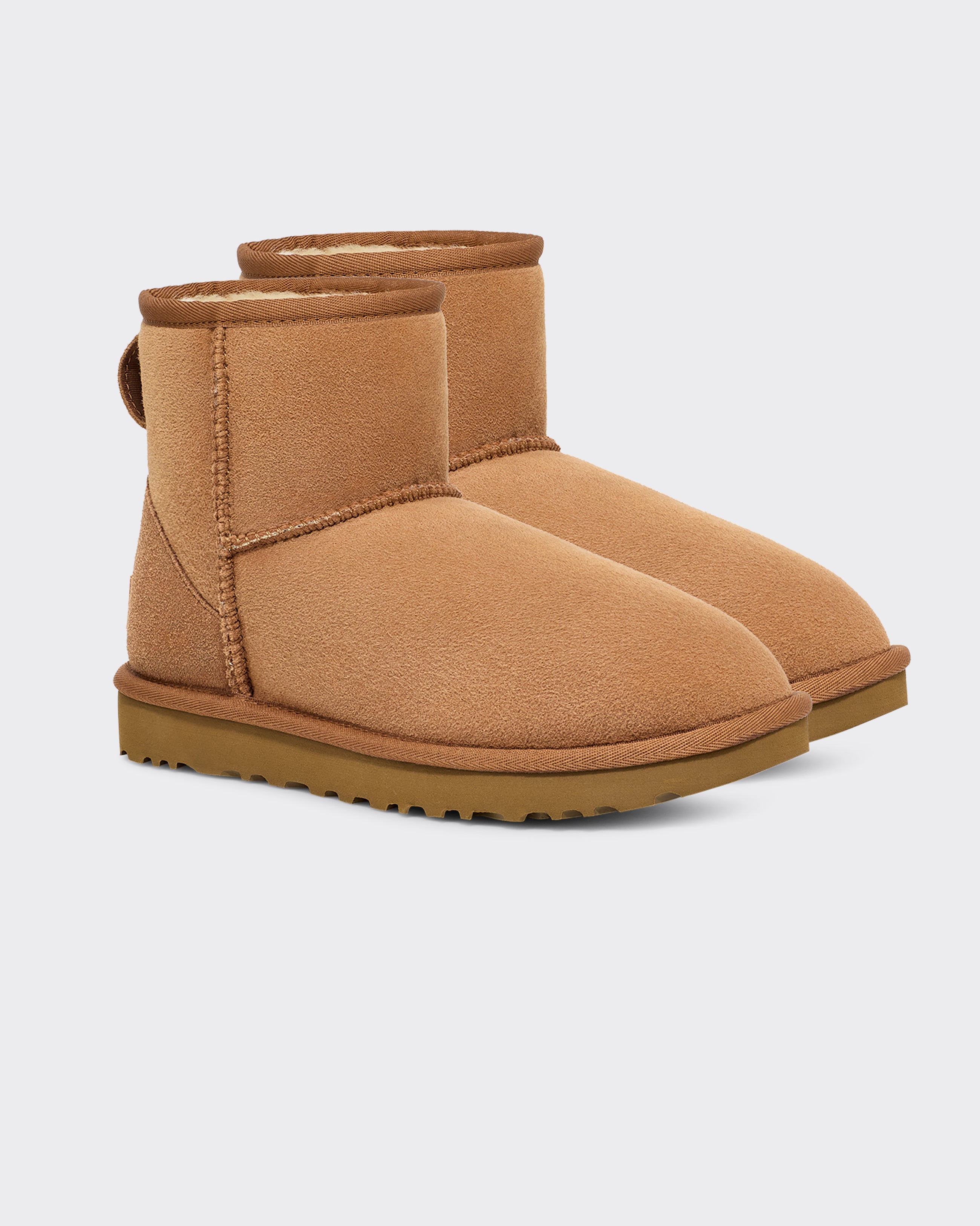 Classic Mini II Chestnut Boots