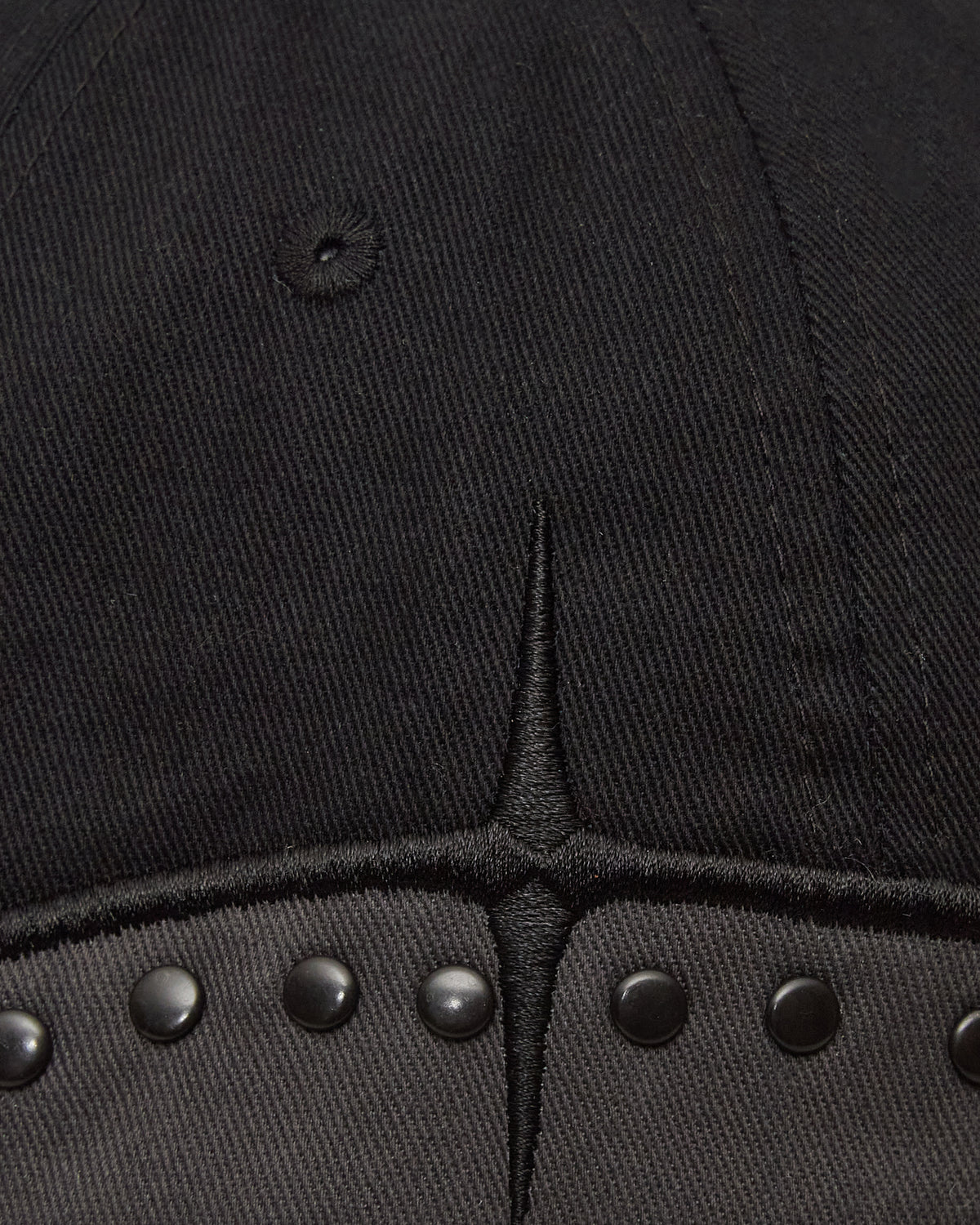 Cappello Spikes Stud Nero