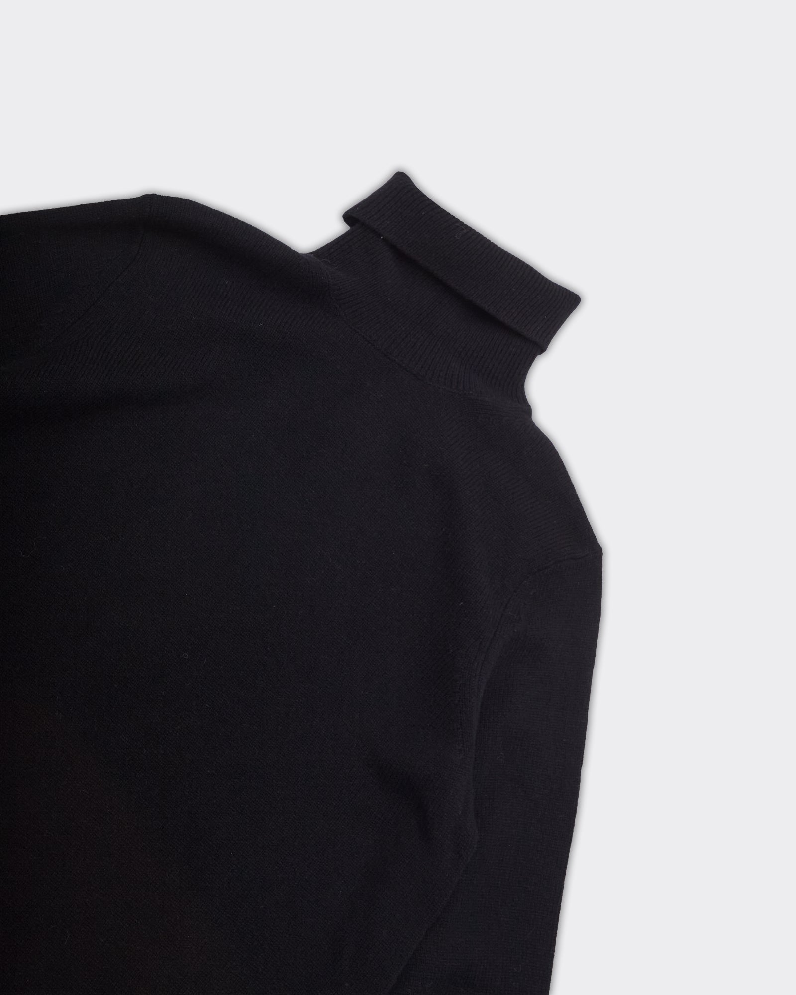 Maglione Turtleneck Knit Isak Nero
