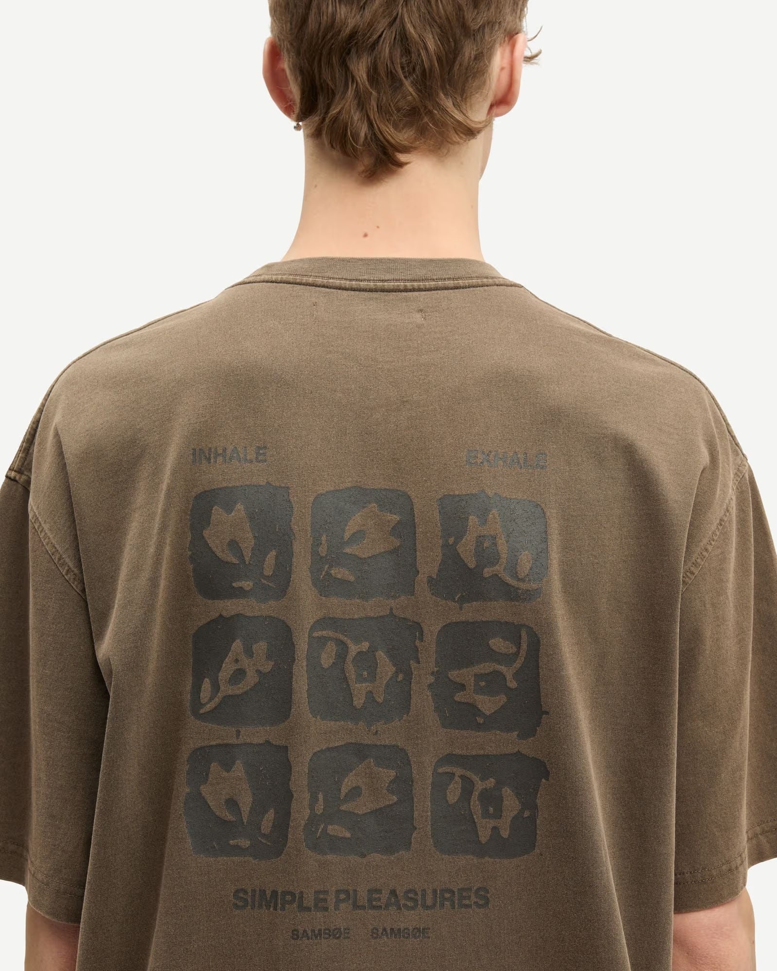 T-Shirt Sagergei Brown Stamp