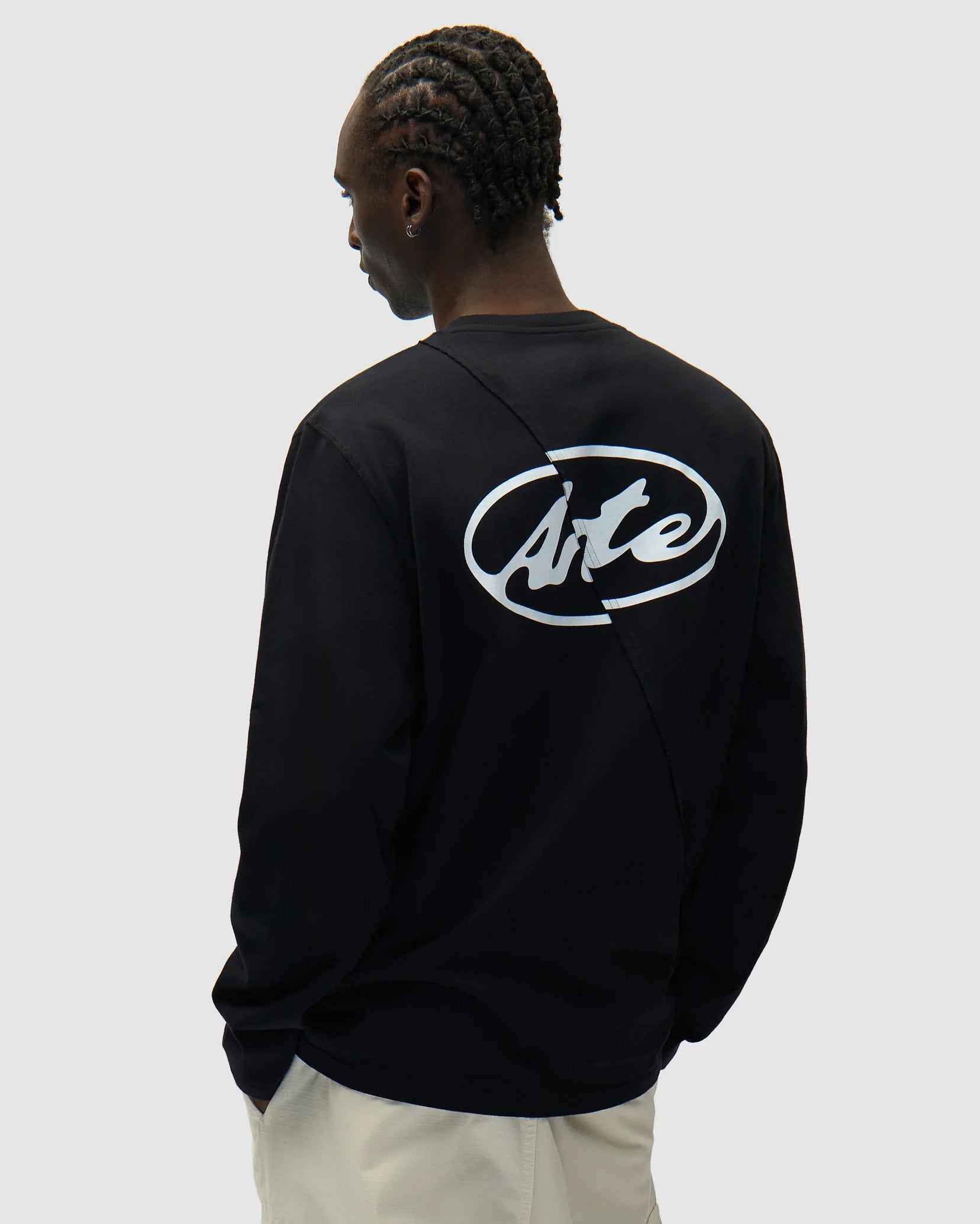 Longsleeve Back Circle Logo Nera