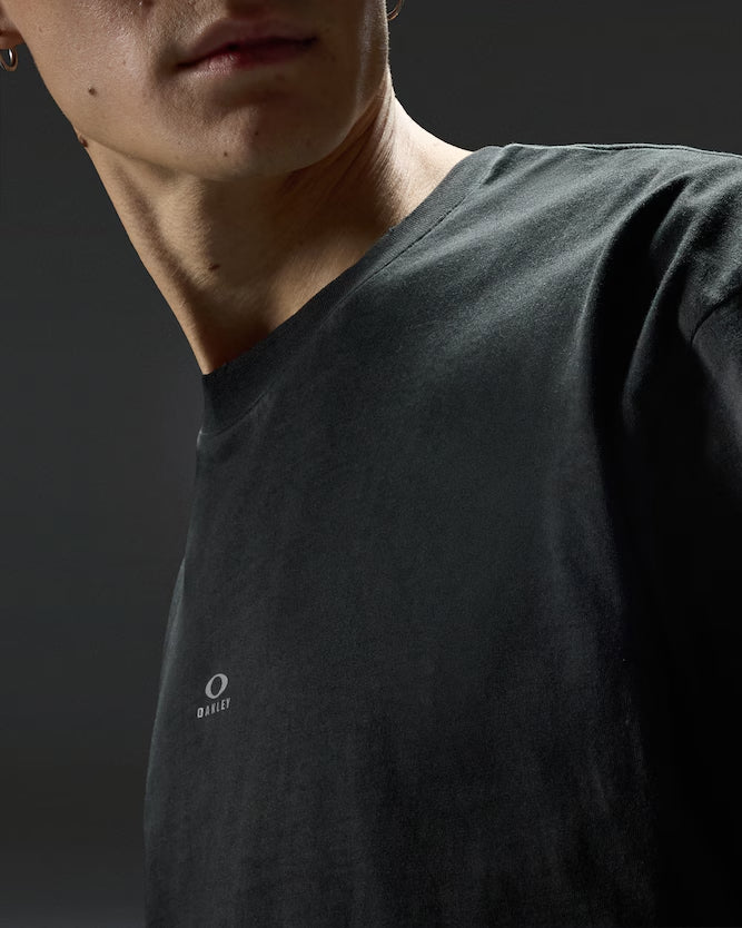 T-Shirt Latitude Veil Pitch Black