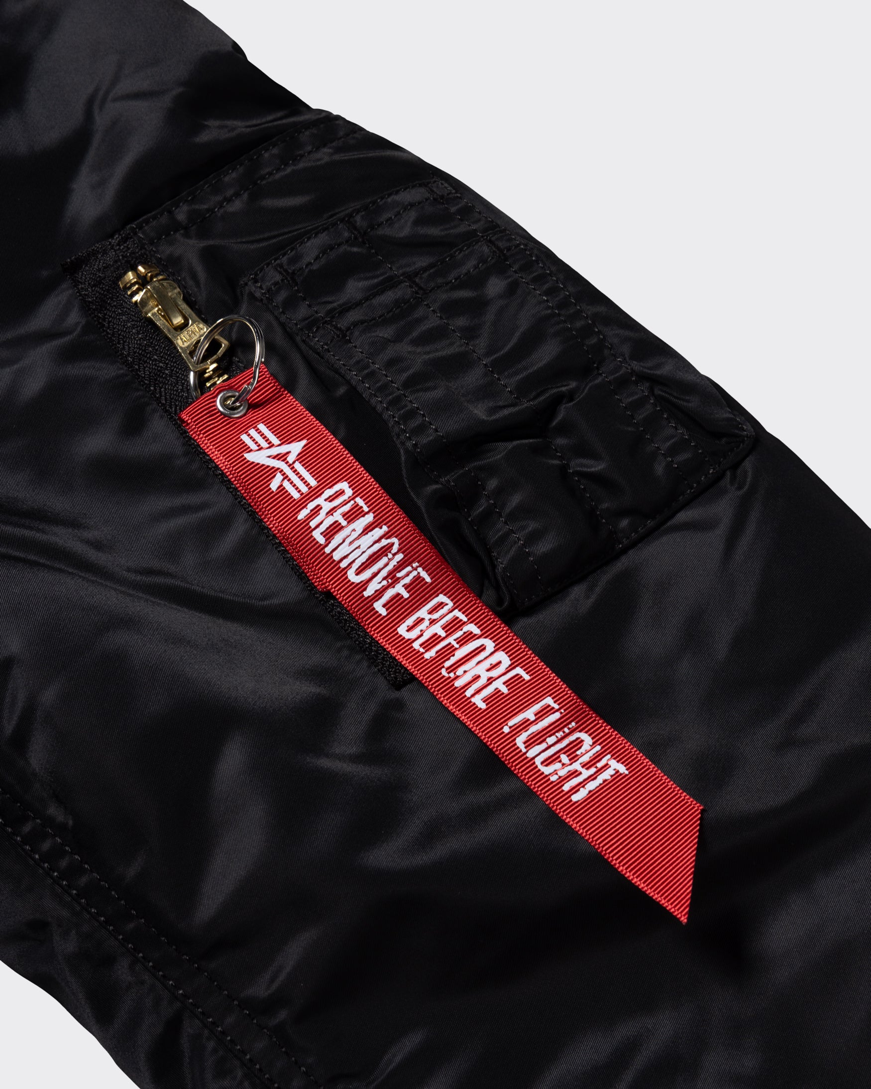 No Problemo x Alpha Industries MA-1 No War Nero