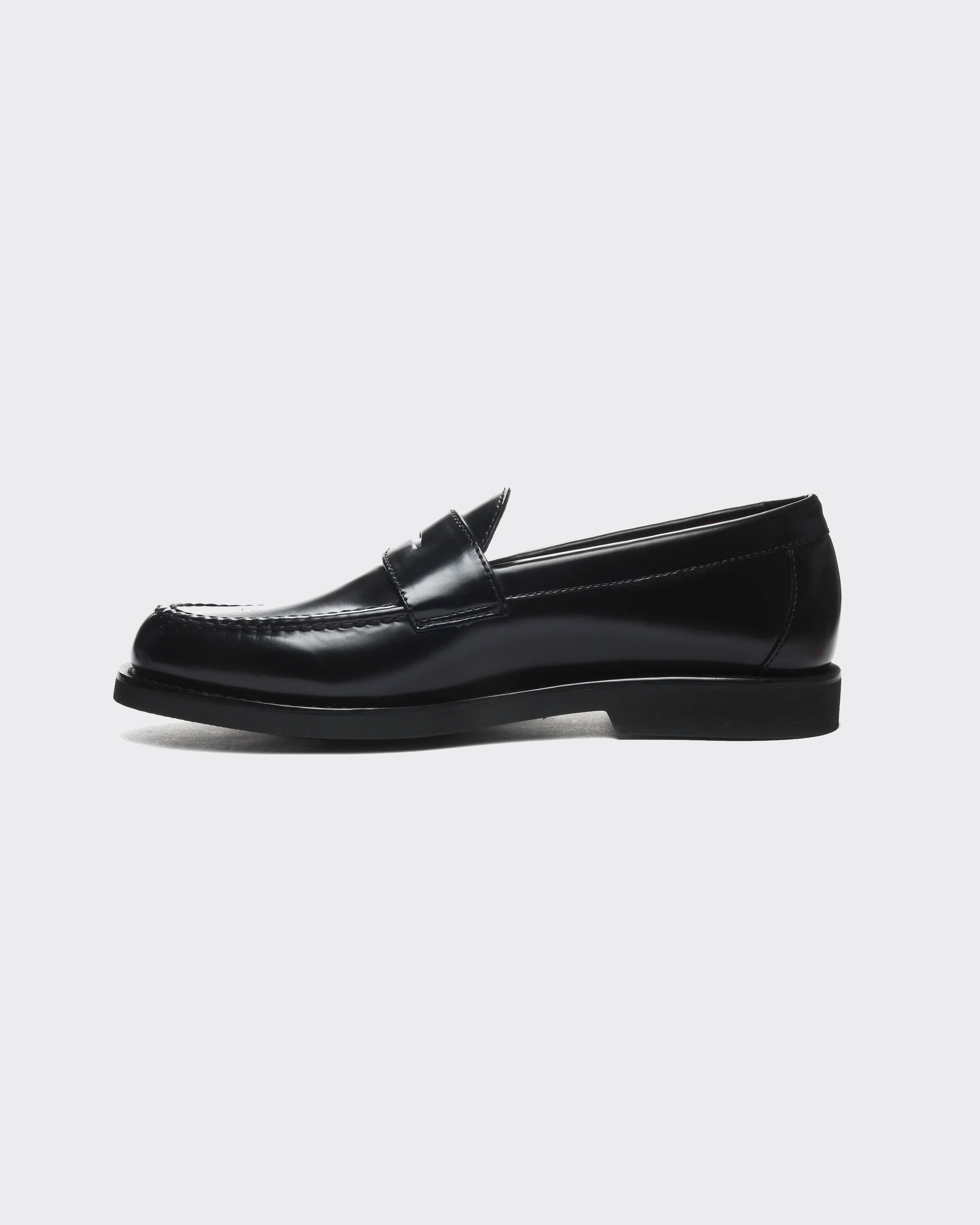 Ryan Brushed Moccasin Black