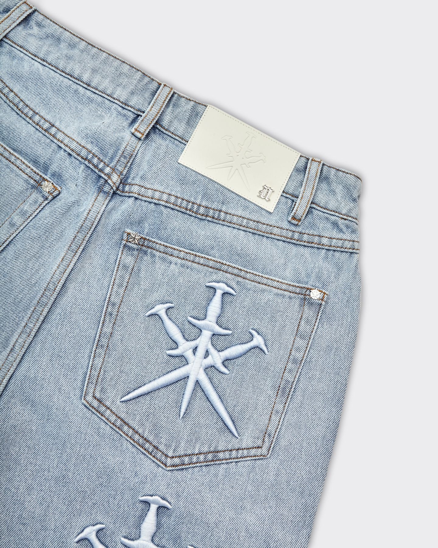 Dagger Embroidery Blue Denim Shorts