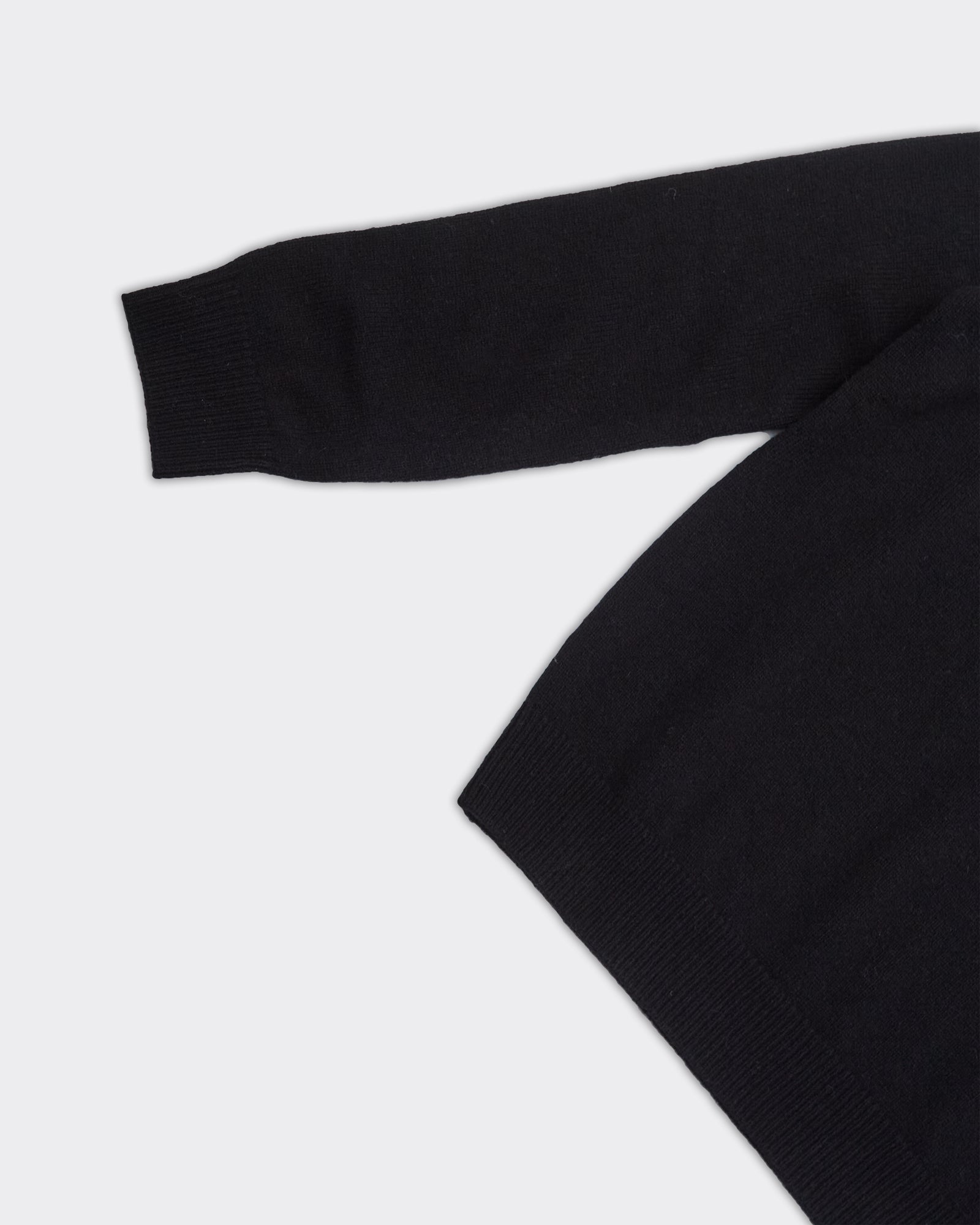 Maglione Turtleneck Knit Isak Nero