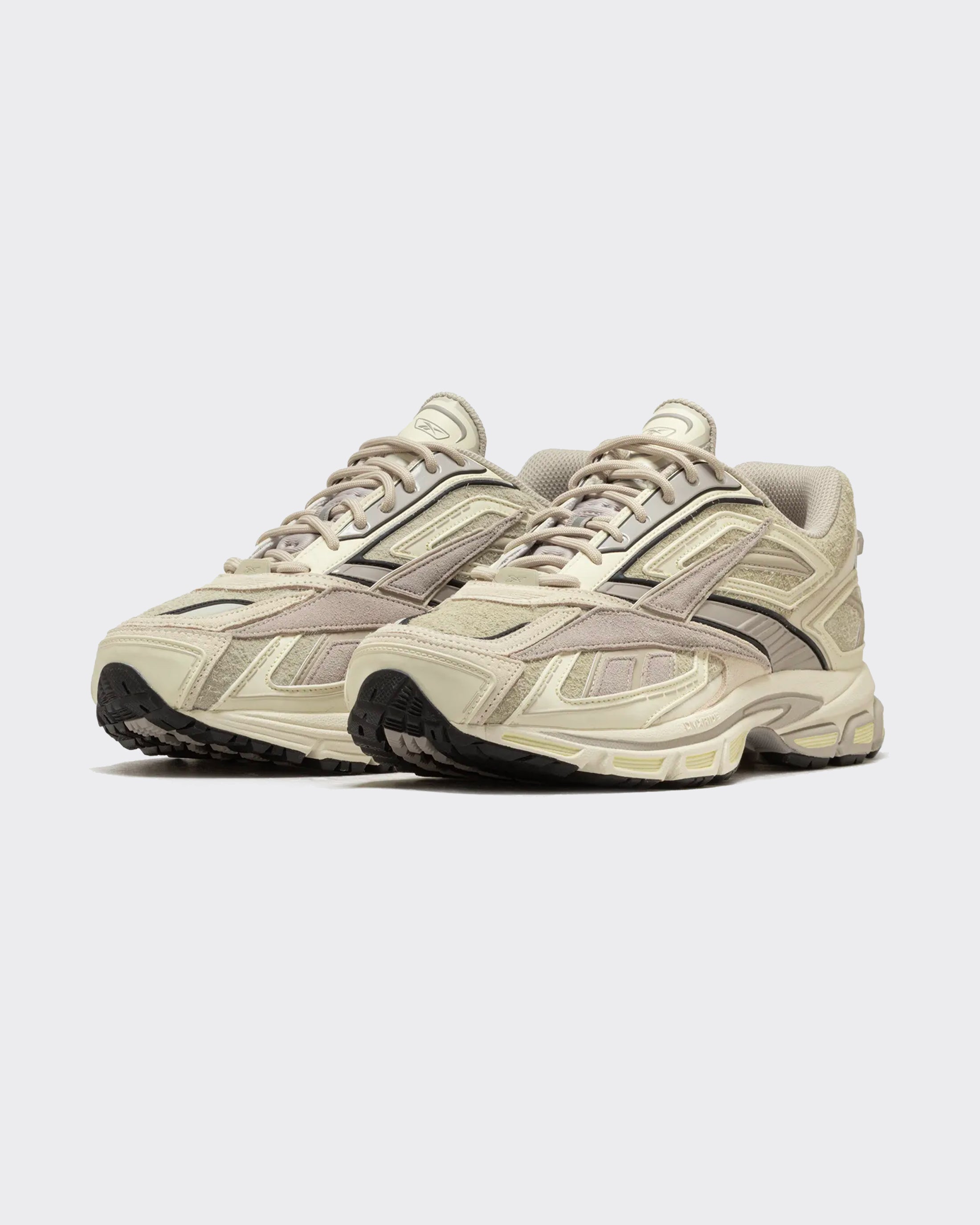 Sneakers W Premier Road Ultra Oat Hairy Suede