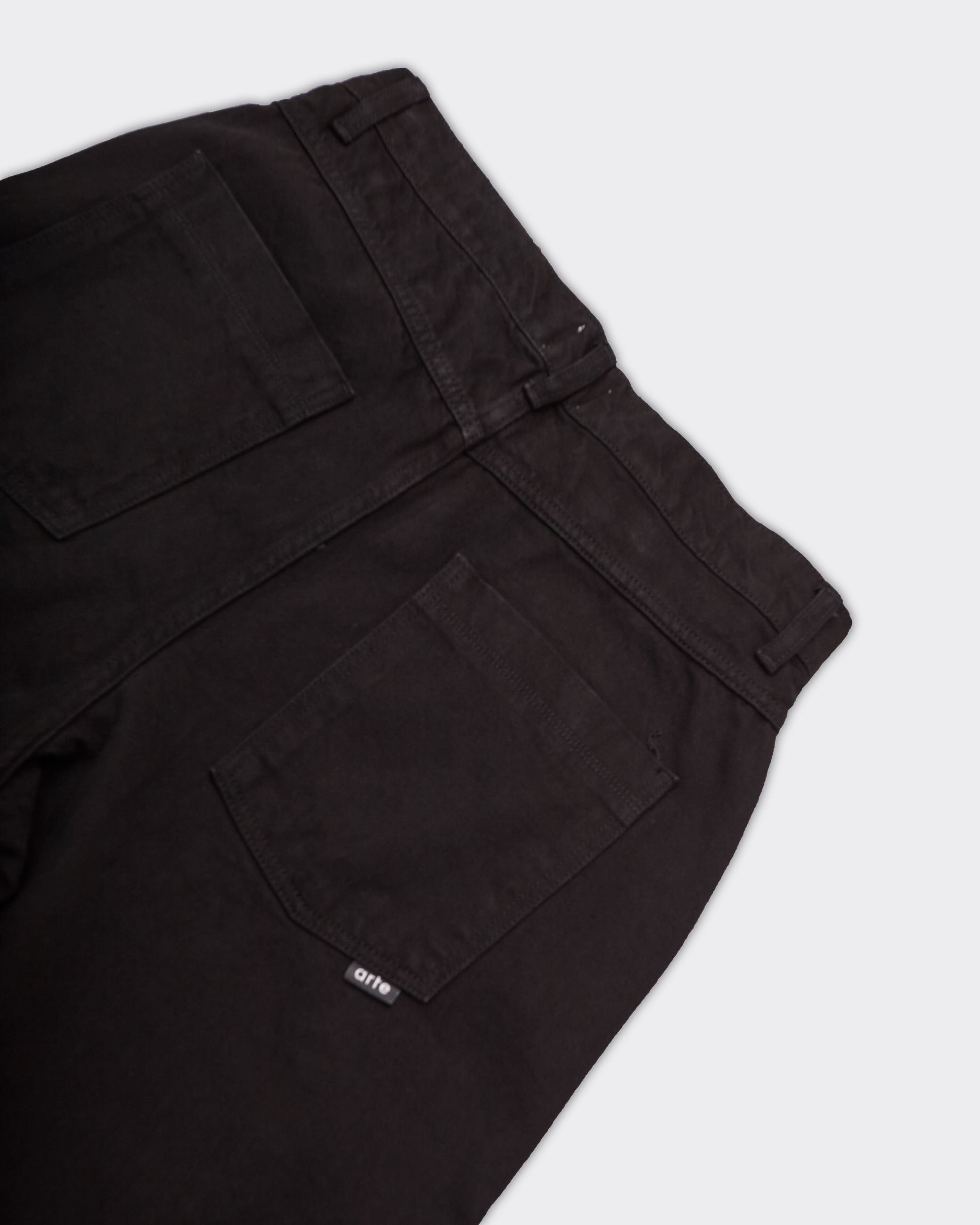 Short Belt Detail Denim Nero