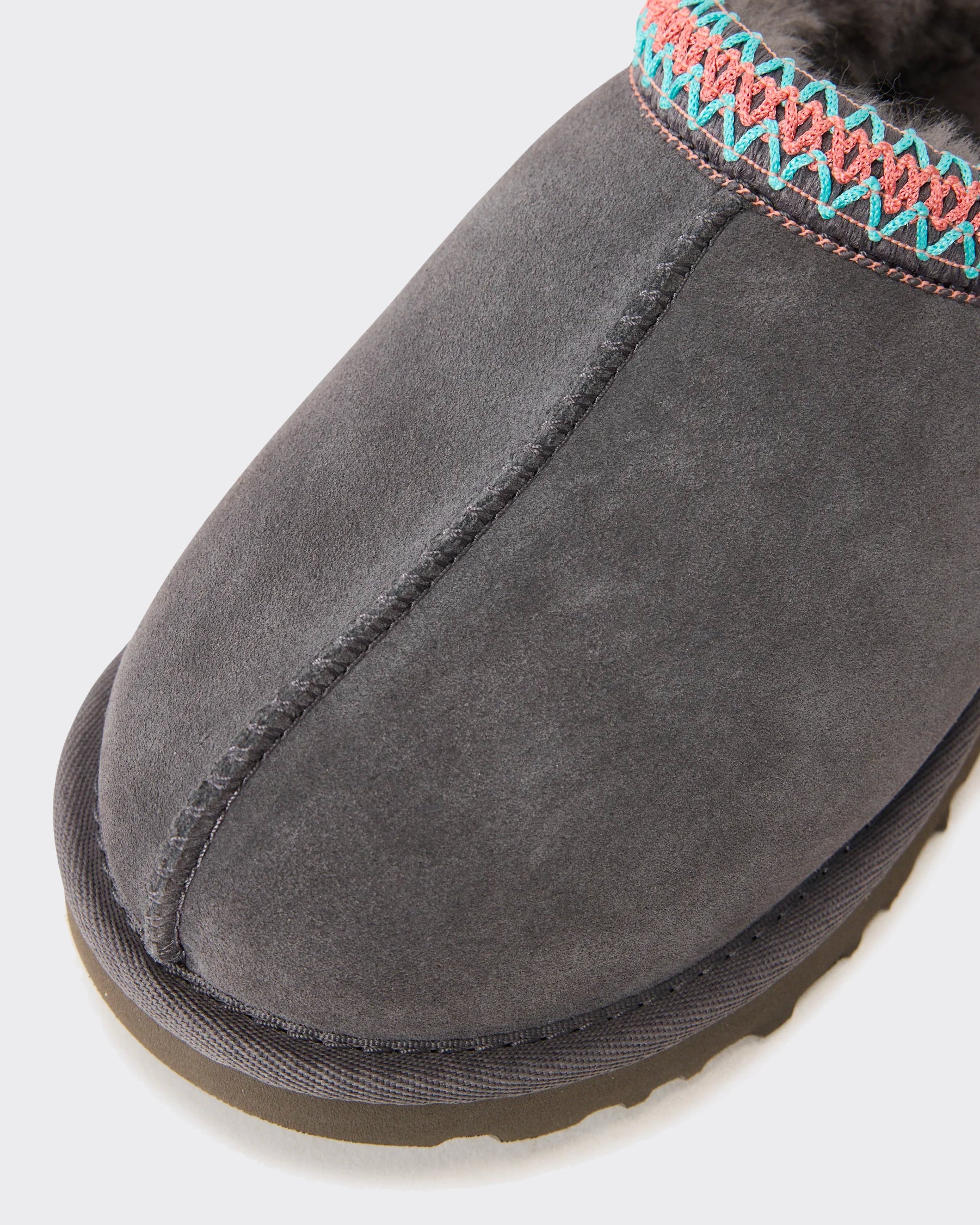 M Tasman II Dark Grey Slide