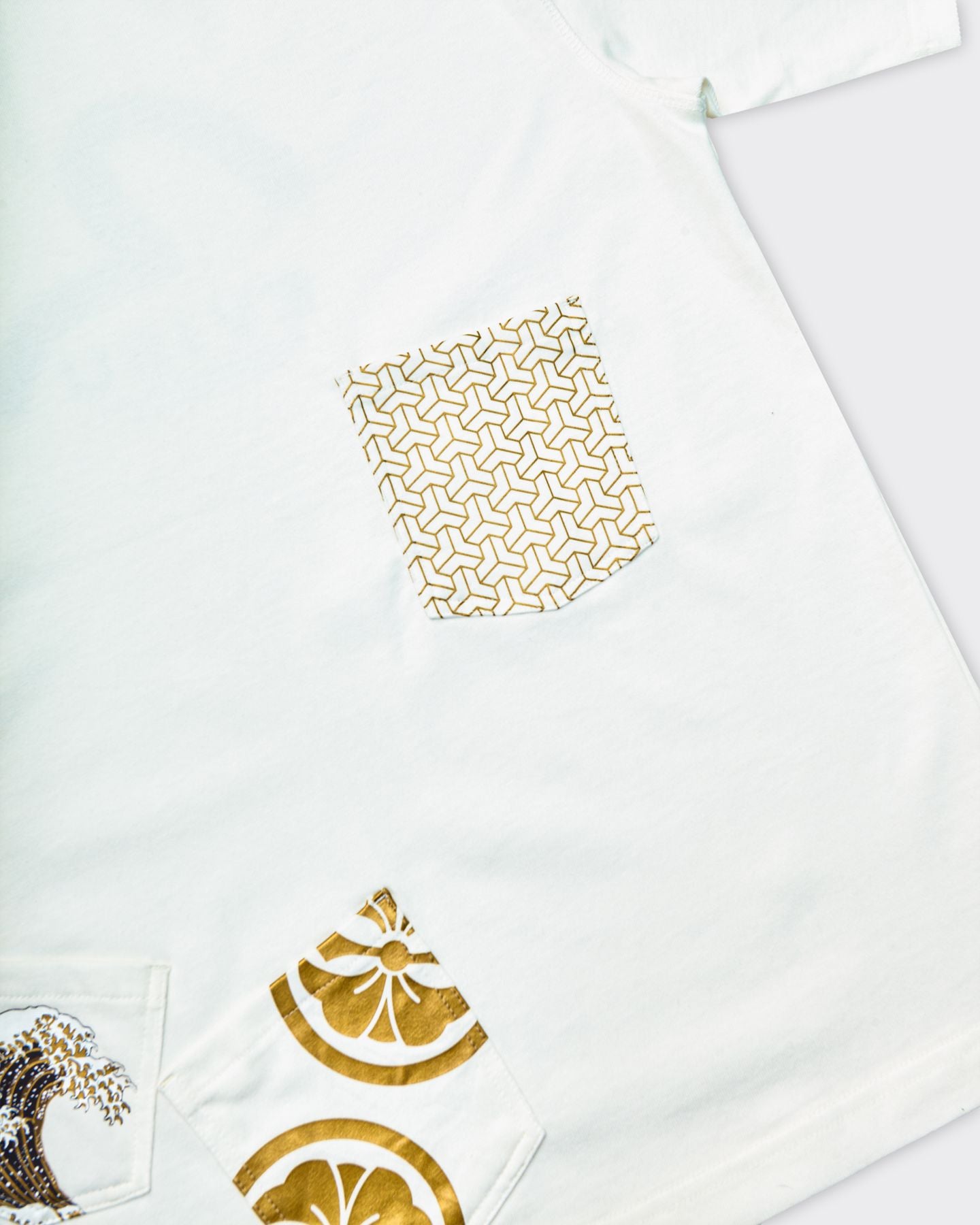 Seagull & Evisu Print Multi-pocket T-Shirt White